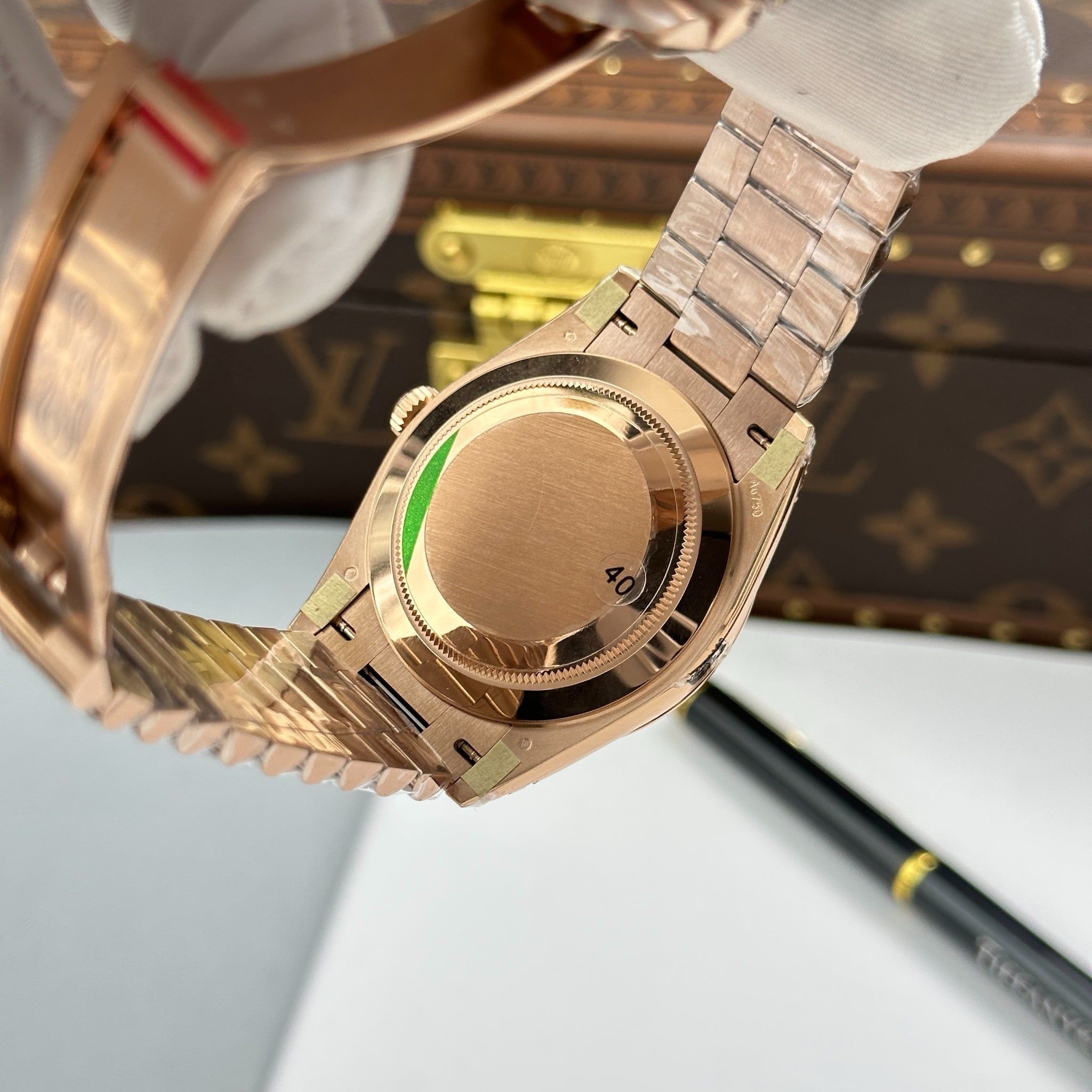 img_1523 rolex day date 40mm – everose gold chocolate