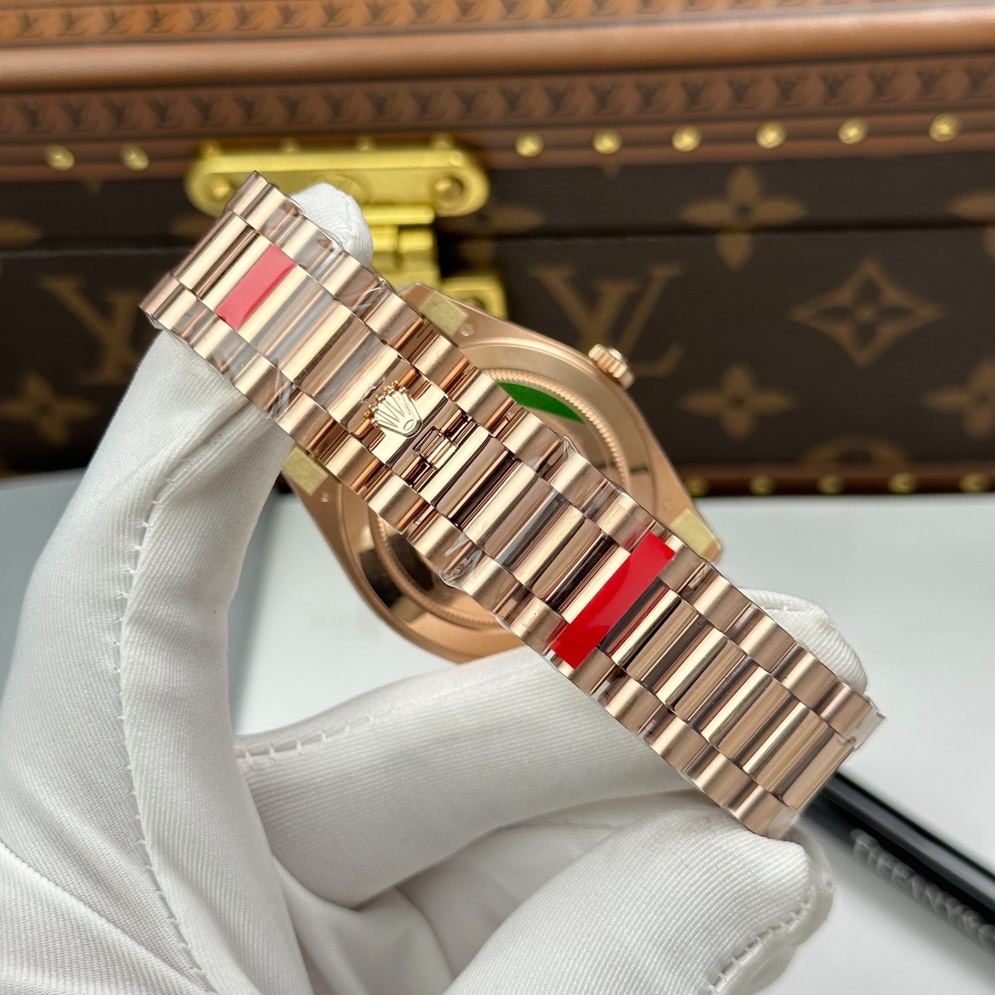 img_1524 rolex day date 40mm – everose gold chocolate