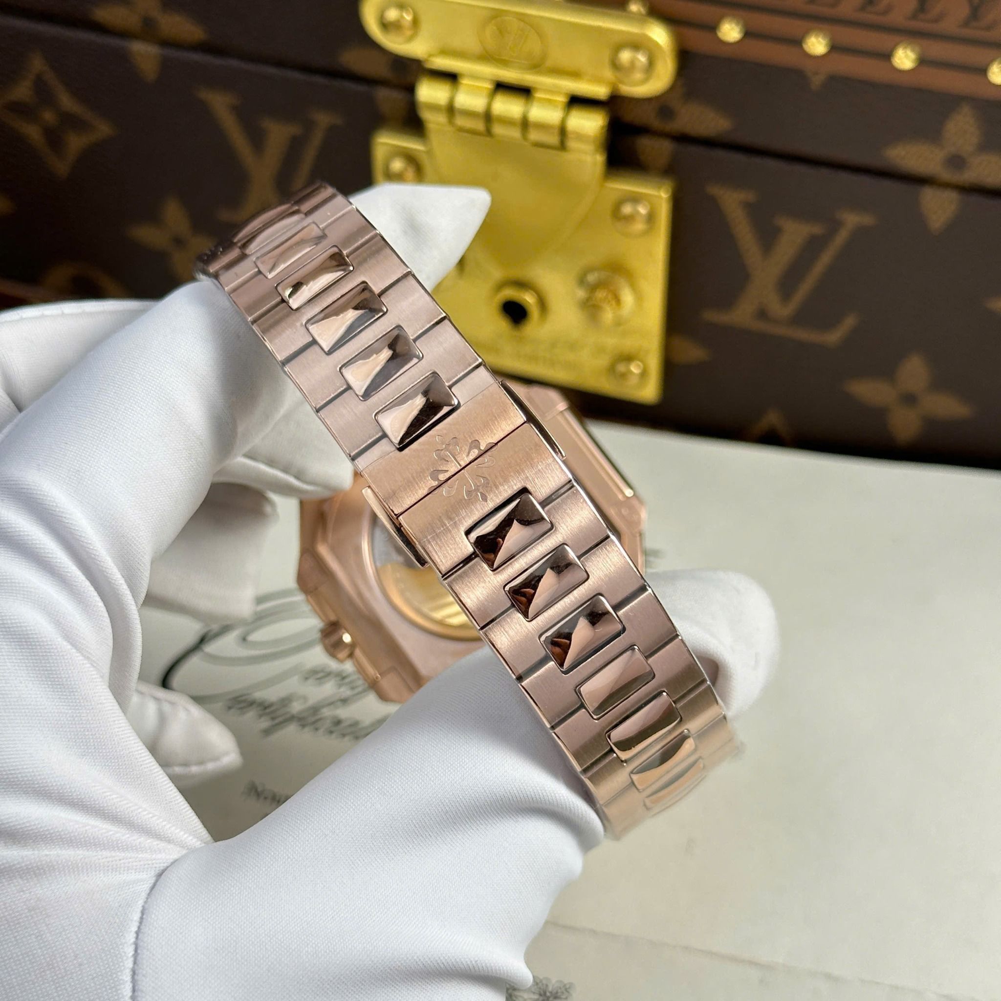 patek philippe cubitus 45mm roségold chocolate zifferblatt patek philippe cubitus 45mm roségold chocolate zifferblatt