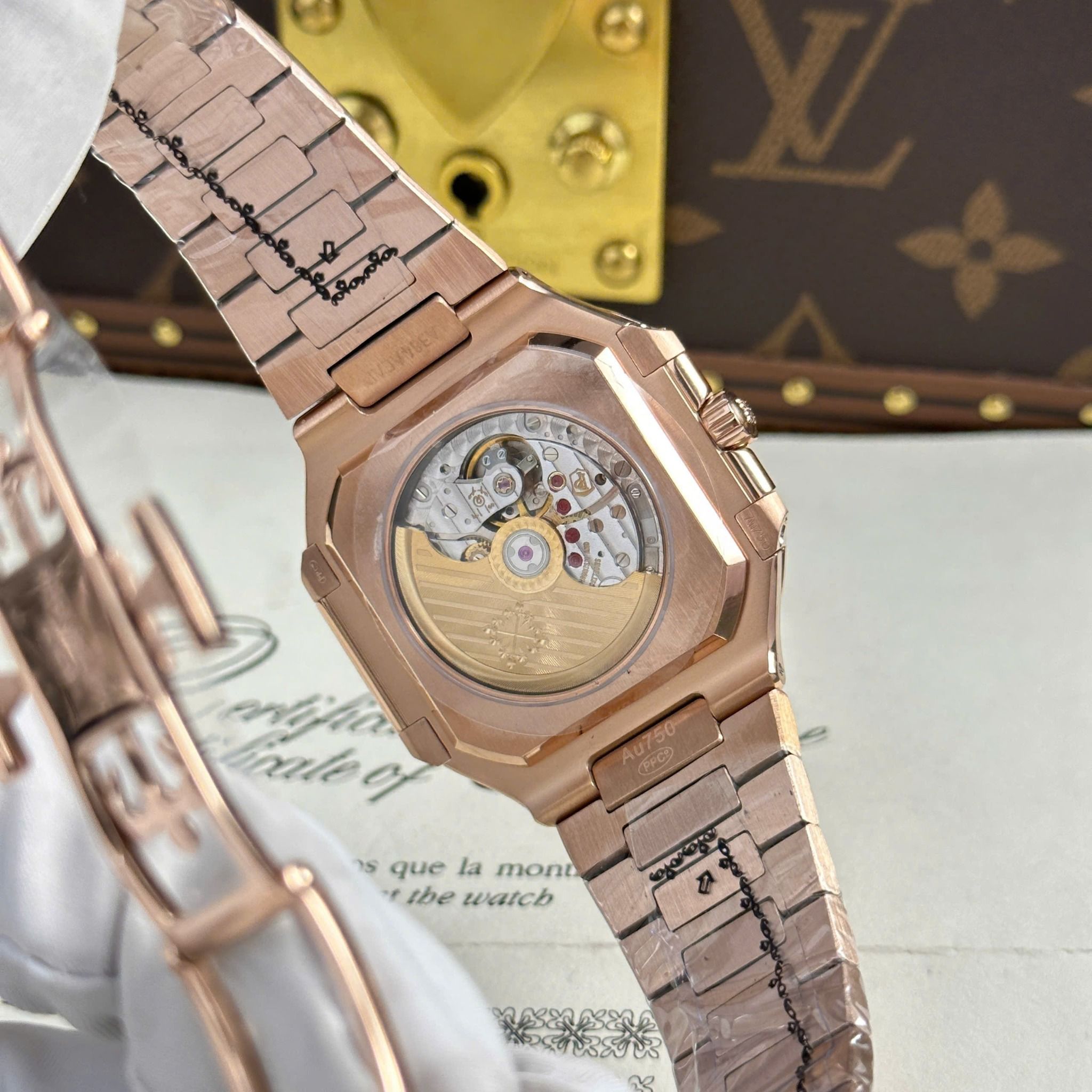 patek philippe cubitus 45mm roségold chocolate zifferblatt patek philippe cubitus 45mm roségold chocolate zifferblatt