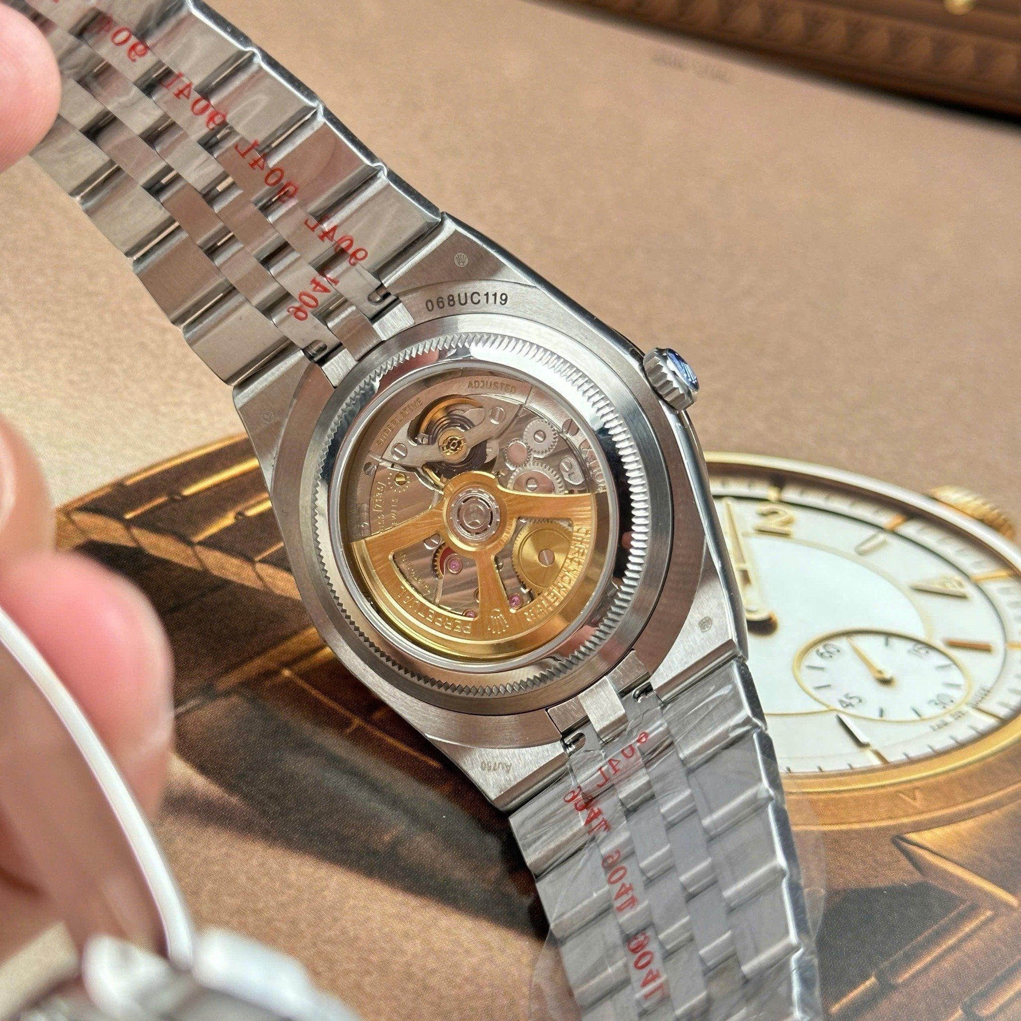 img_1810 rolex land dweller 40mm – eisblau